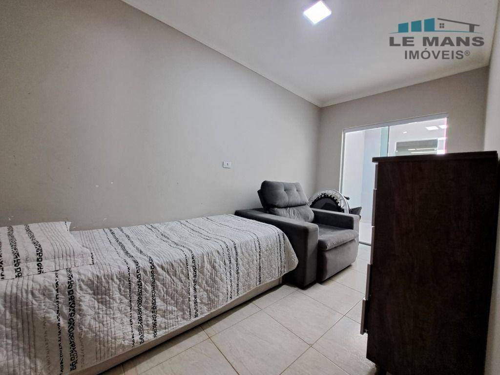 Casa à venda com 3 quartos, 150m² - Foto 12