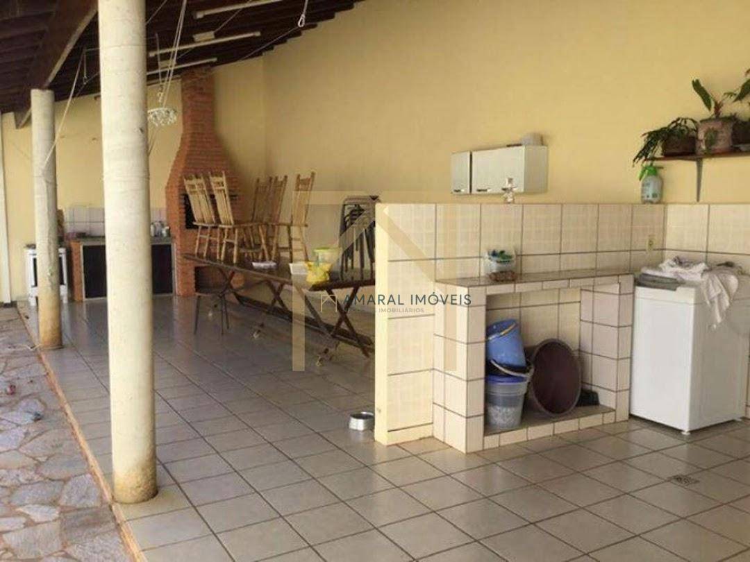 Casa de Condomínio à venda com 3 quartos, 320m² - Foto 18