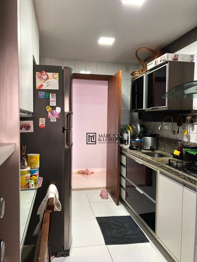 Apartamento à venda com 3 quartos, 91m² - Foto 2