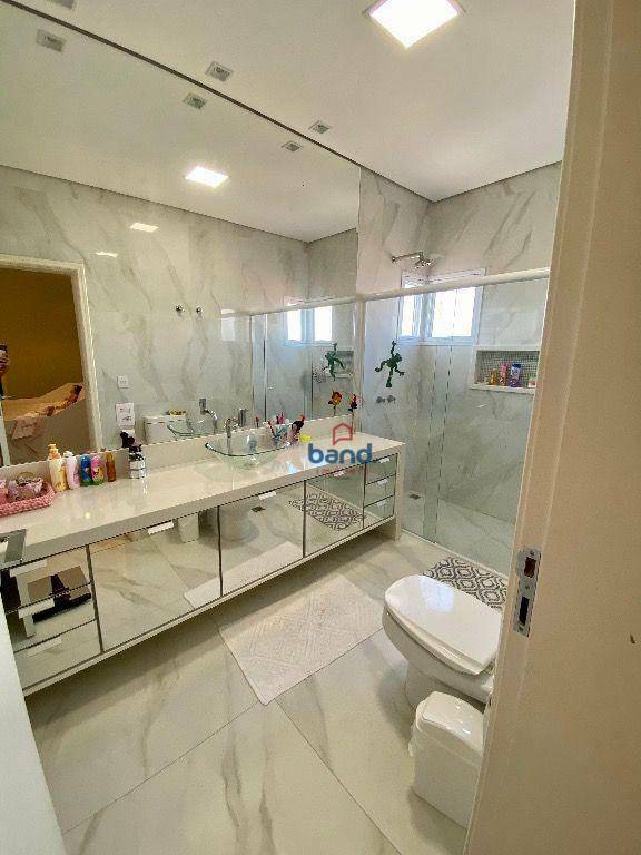 Casa de Condomínio à venda e aluguel com 3 quartos, 400m² - Foto 43