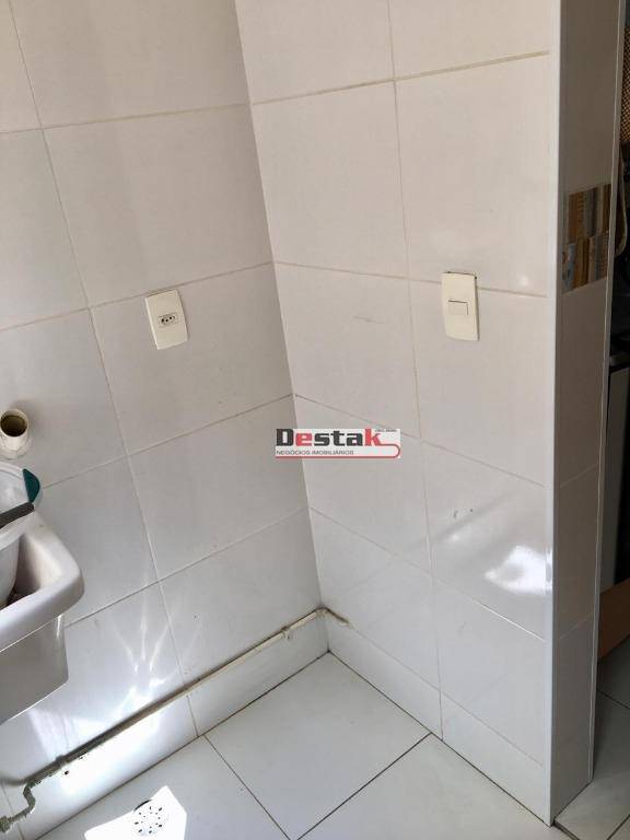 Apartamento à venda com 3 quartos, 85m² - Foto 8