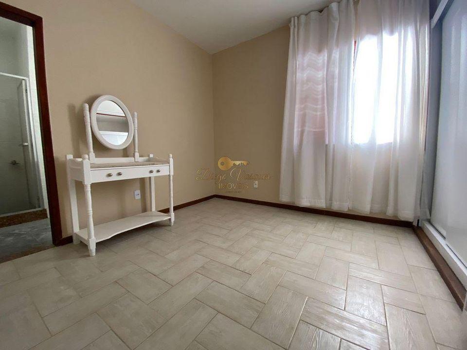 Casa à venda com 3 quartos, 800m² - Foto 15