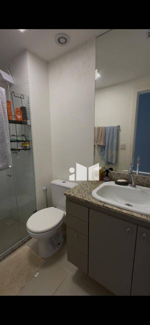 Apartamento à venda com 3 quartos, 90m² - Foto 2