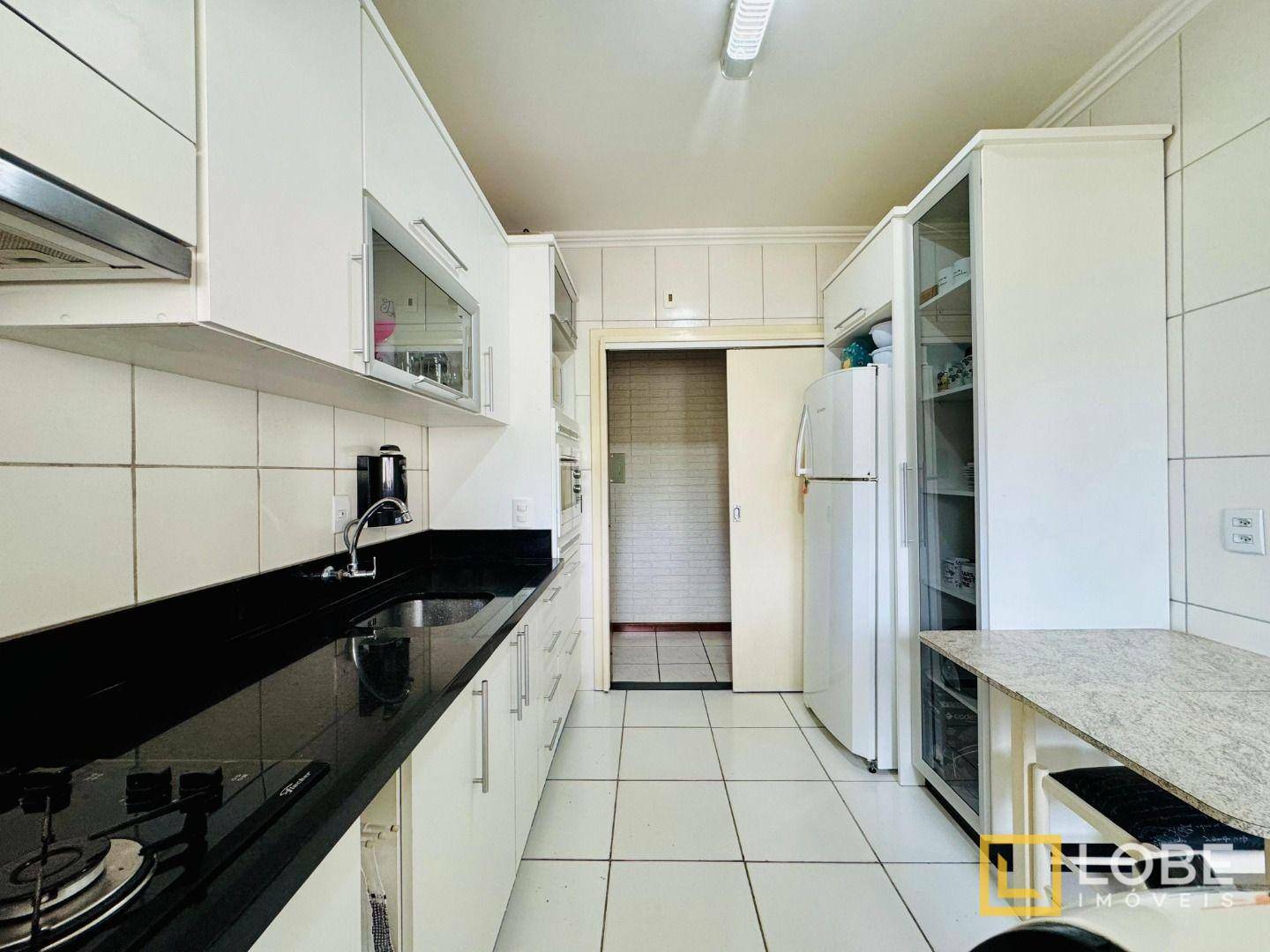 Apartamento à venda com 3 quartos, 85m² - Foto 7