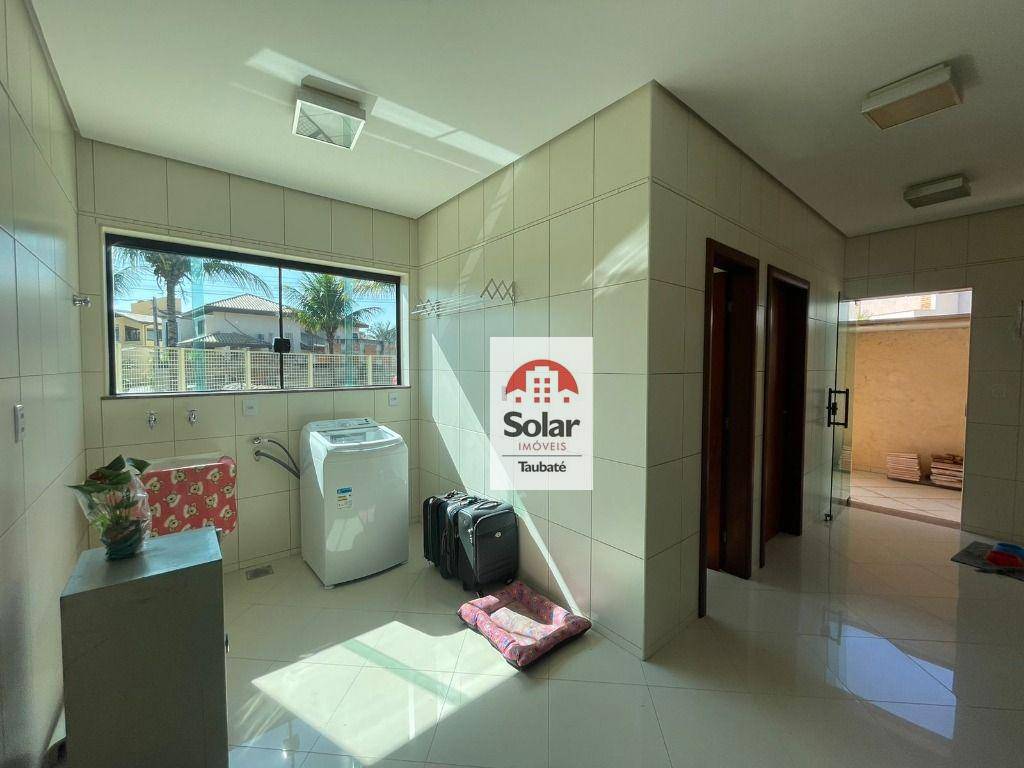 Casa de Condomínio à venda com 3 quartos, 320m² - Foto 9