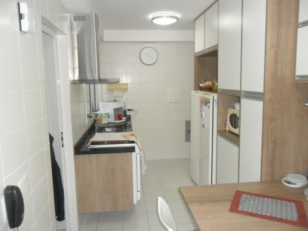 Apartamento à venda com 3 quartos, 98m² - Foto 22