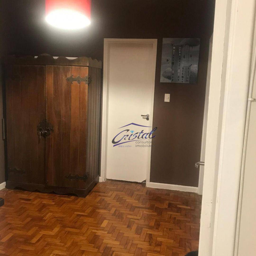 Apartamento à venda com 3 quartos, 137m² - Foto 9