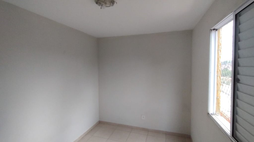 Apartamento à venda com 2 quartos, 45m² - Foto 10