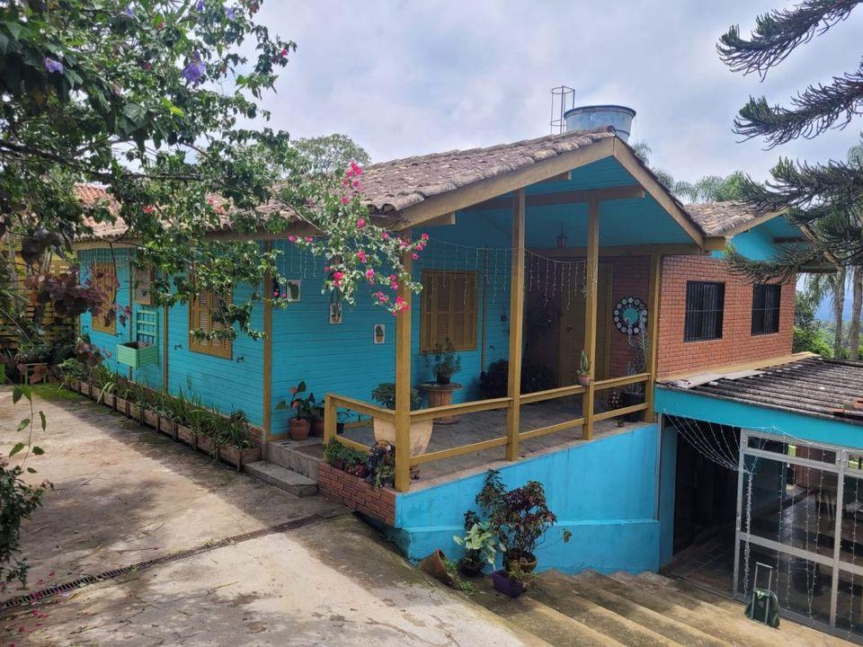 Casa de Condomínio à venda com 4 quartos, 600m² - Foto 2