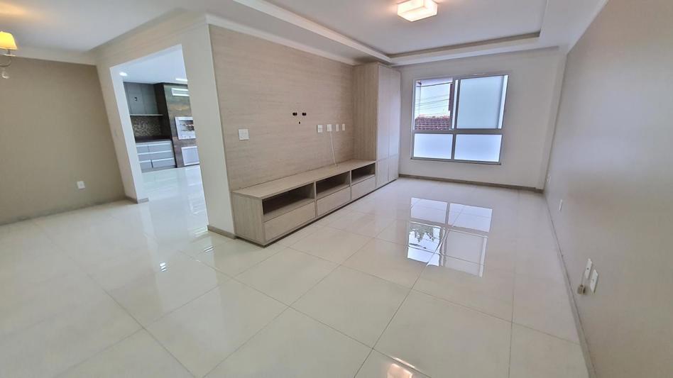 Casa à venda com 4 quartos, 233m² - Foto 9