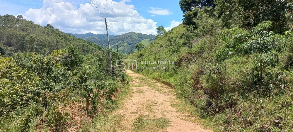 Fazenda à venda com 2 quartos, 150m² - Foto 9