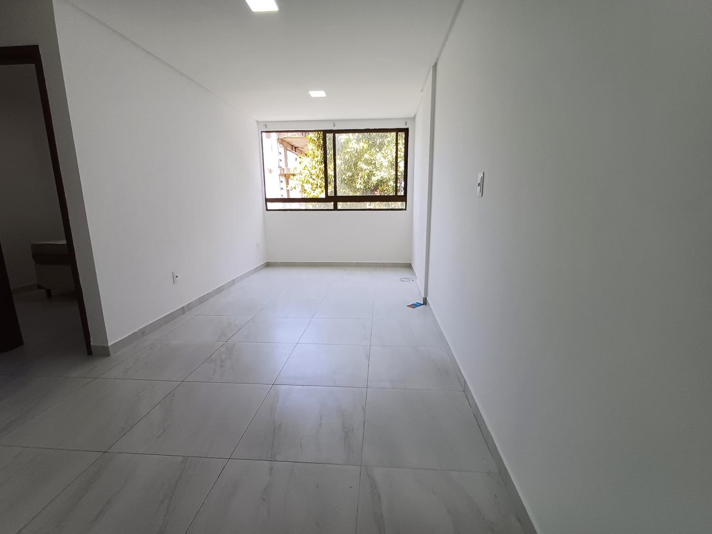 Apartamento para alugar com 1 quarto, 36m² - Foto 1