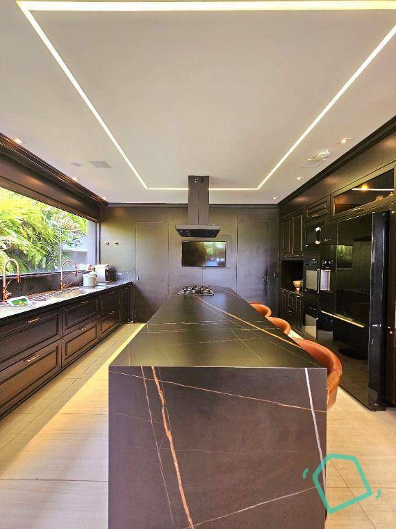 Casa para alugar com 4 quartos, 517m² - Foto 37