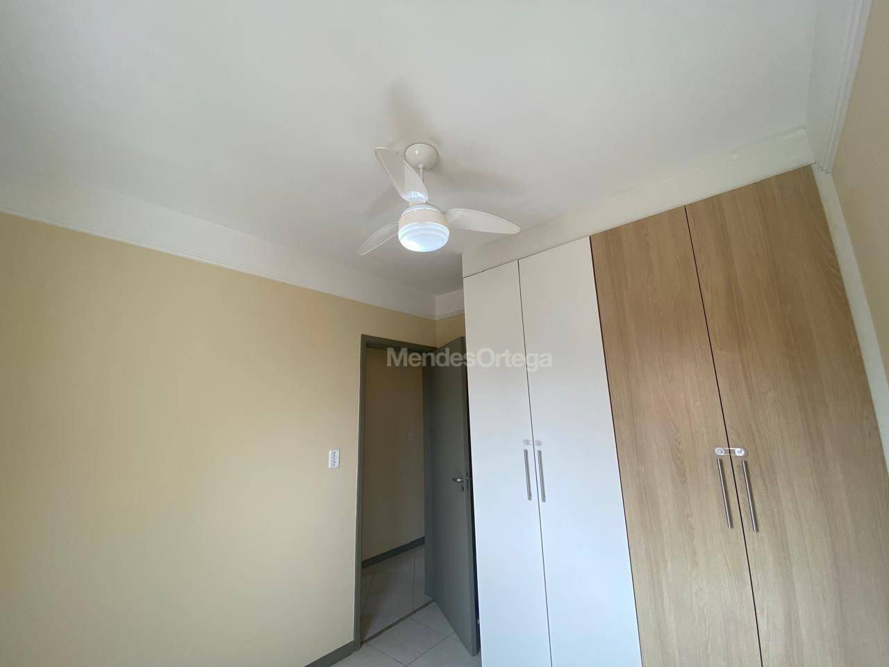 Apartamento para alugar com 3 quartos, 93m² - Foto 18