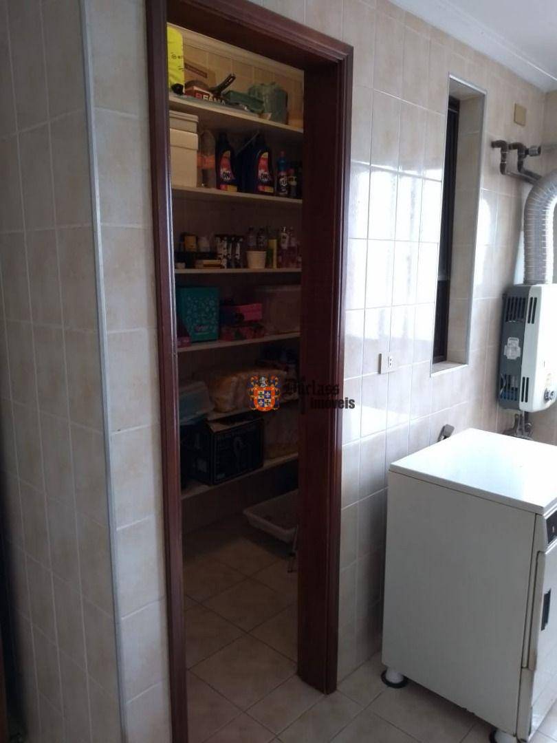 Apartamento à venda com 3 quartos, 140m² - Foto 33