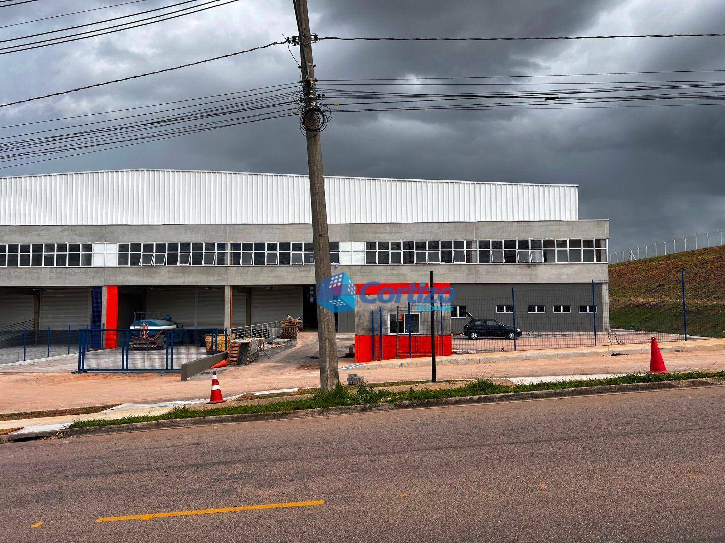 Depósito-Galpão-Armazém para alugar, 4240m² - Foto 4