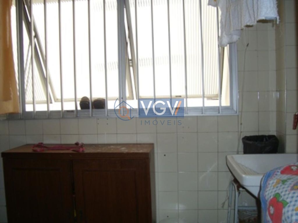 Apartamento à venda com 3 quartos, 107m² - Foto 5