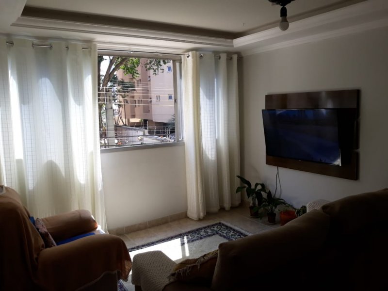 Apartamento à venda com 2 quartos, 69m² - Foto 10