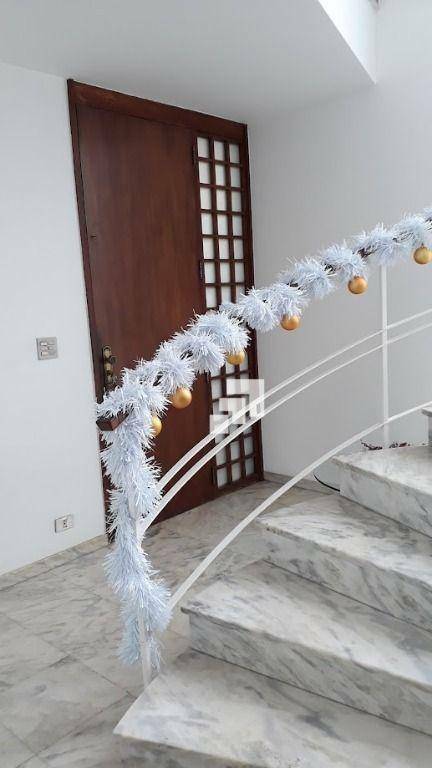 Sobrado à venda com 5 quartos, 500m² - Foto 19