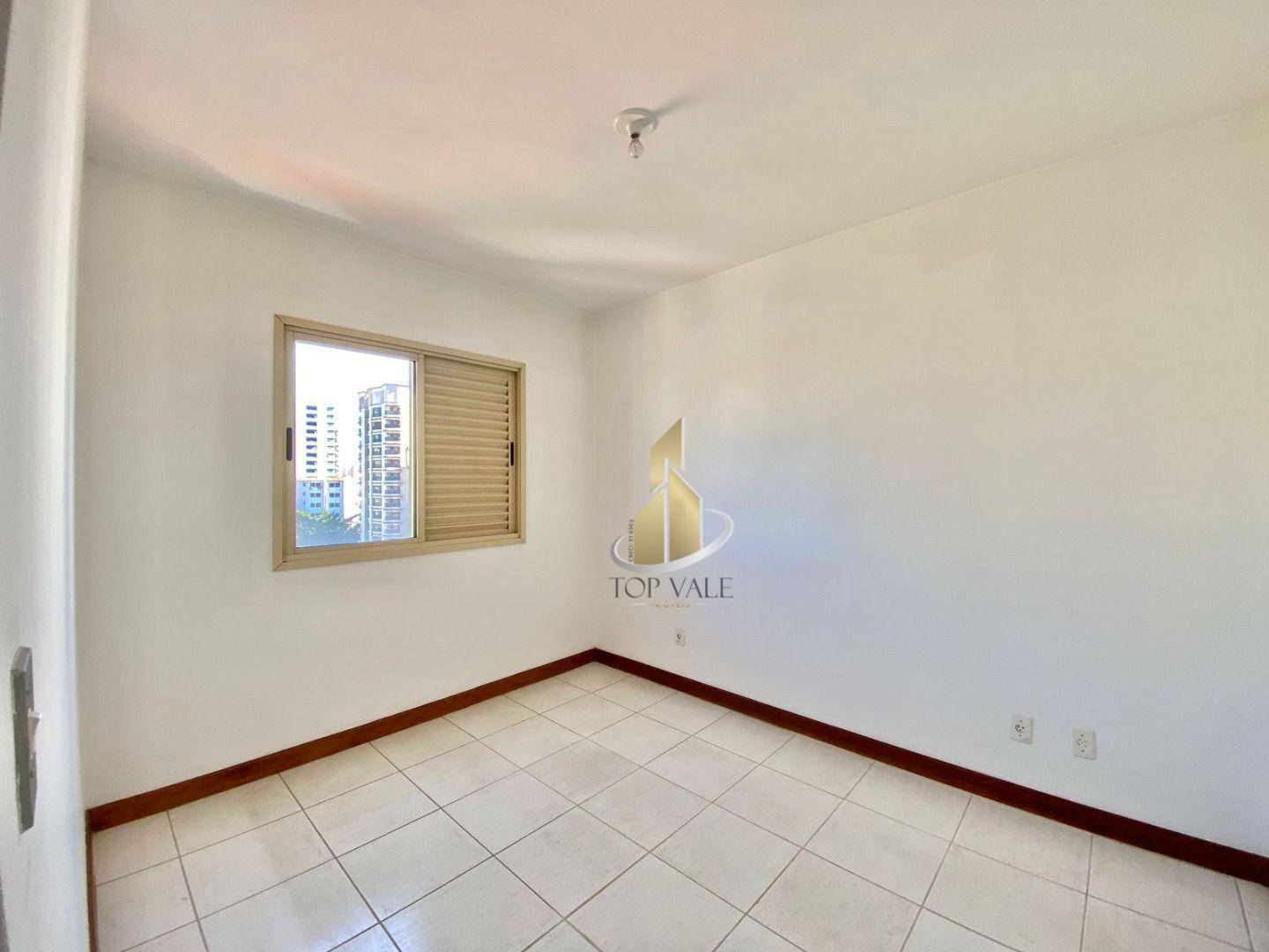 Apartamento à venda com 4 quartos, 132m² - Foto 10