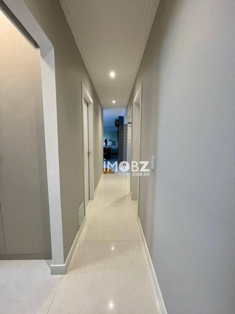 Apartamento à venda com 3 quartos, 126m² - Foto 22