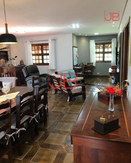 Chácara à venda e aluguel com 3 quartos, 220m² - Foto 7