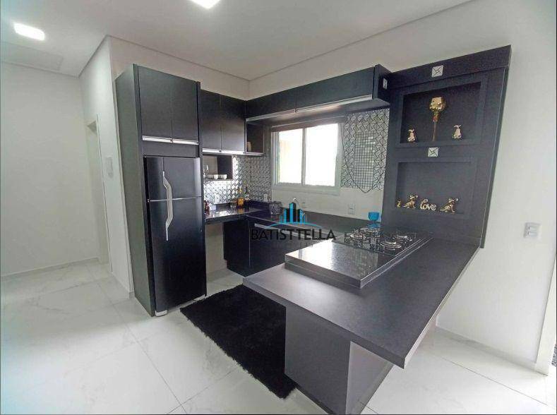 Cobertura à venda com 2 quartos, 85m² - Foto 4