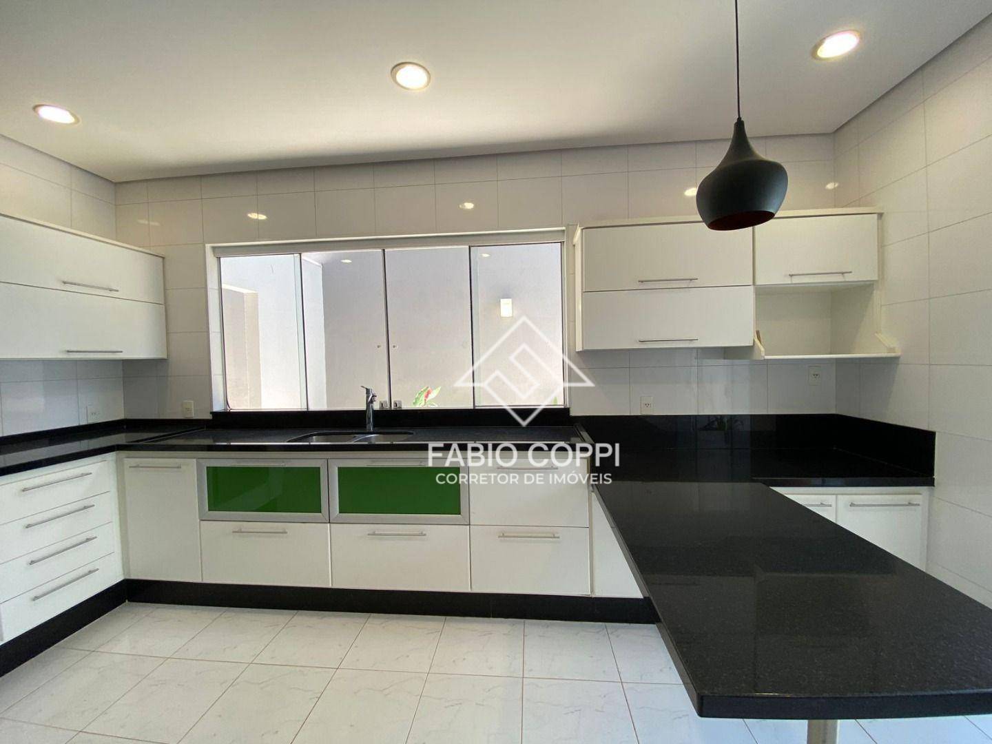 Casa de Condomínio à venda com 3 quartos, 320m² - Foto 13