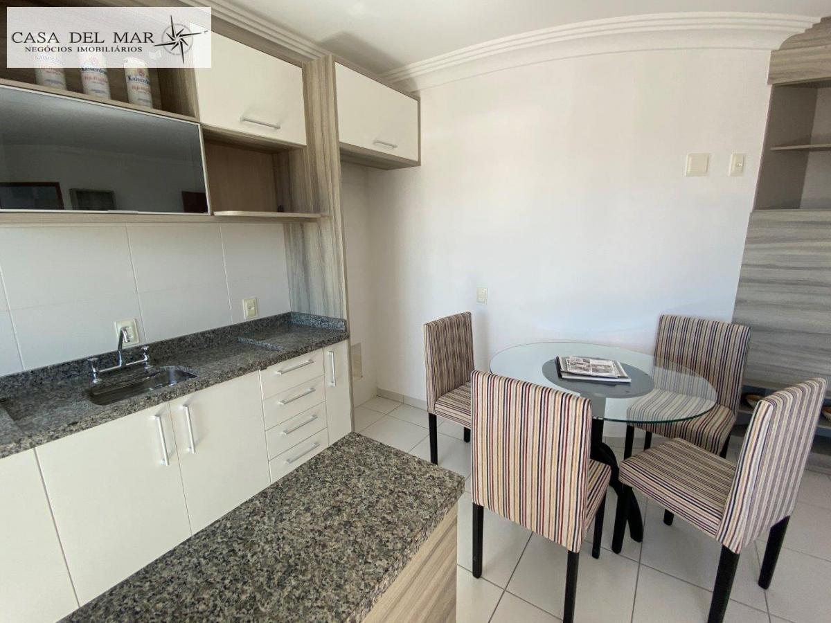 Apartamento à venda com 2 quartos, 63m² - Foto 5