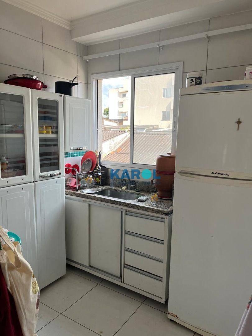 Apartamento à venda com 2 quartos, 58m² - Foto 10