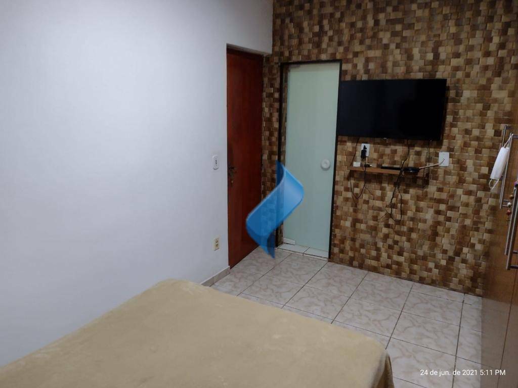 Casa à venda com 3 quartos, 178m² - Foto 14