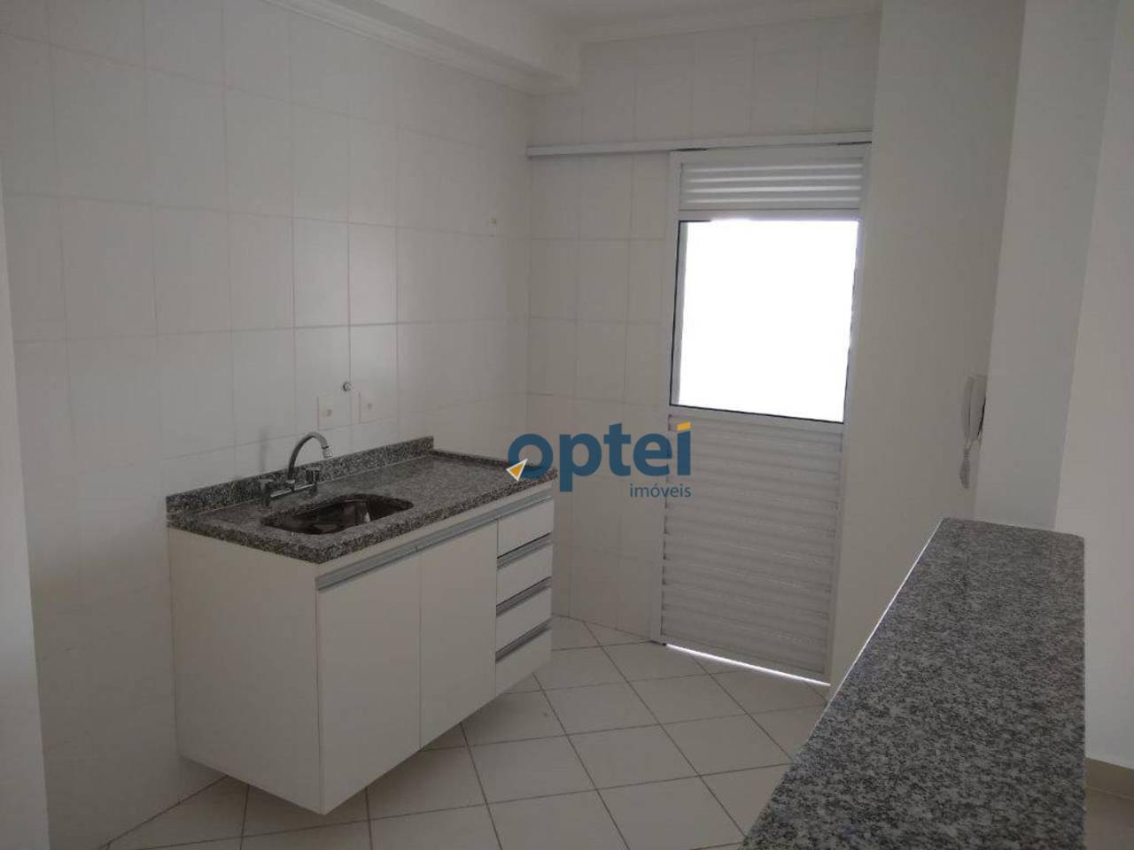 Apartamento à venda e aluguel com 3 quartos, 83m² - Foto 2