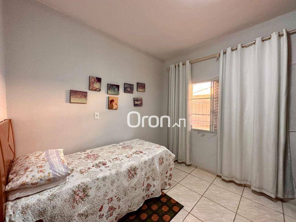 Casa à venda com 3 quartos, 188m² - Foto 8