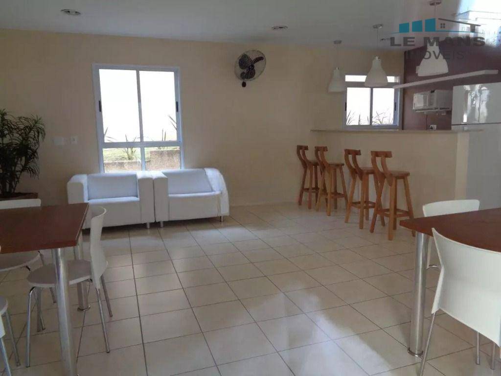 Apartamento à venda com 2 quartos, 53m² - Foto 2