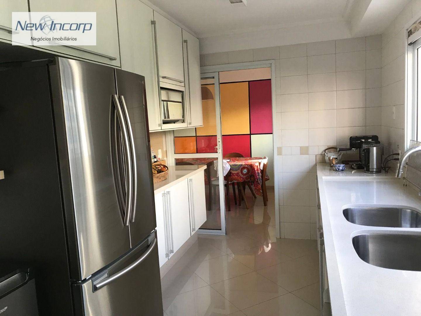 Apartamento à venda com 4 quartos, 234m² - Foto 5