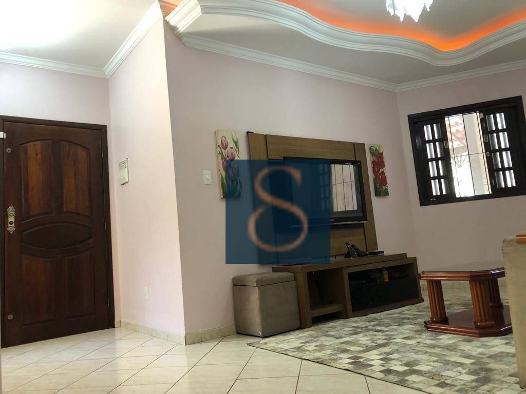 Sobrado à venda com 4 quartos, 131m² - Foto 2