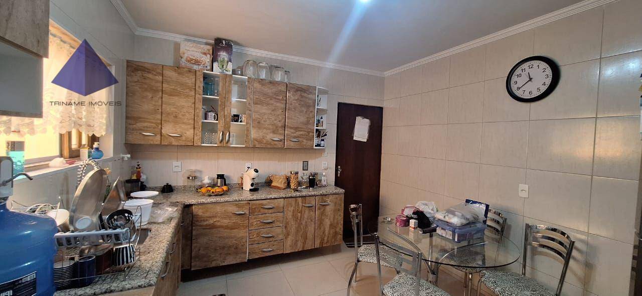 Sobrado à venda com 3 quartos, 157m² - Foto 3