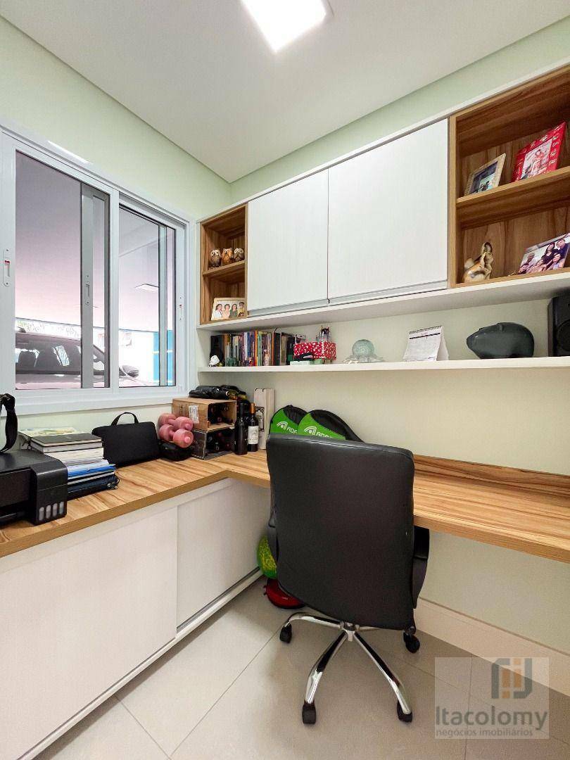 Casa de Condomínio à venda com 5 quartos, 356m² - Foto 7