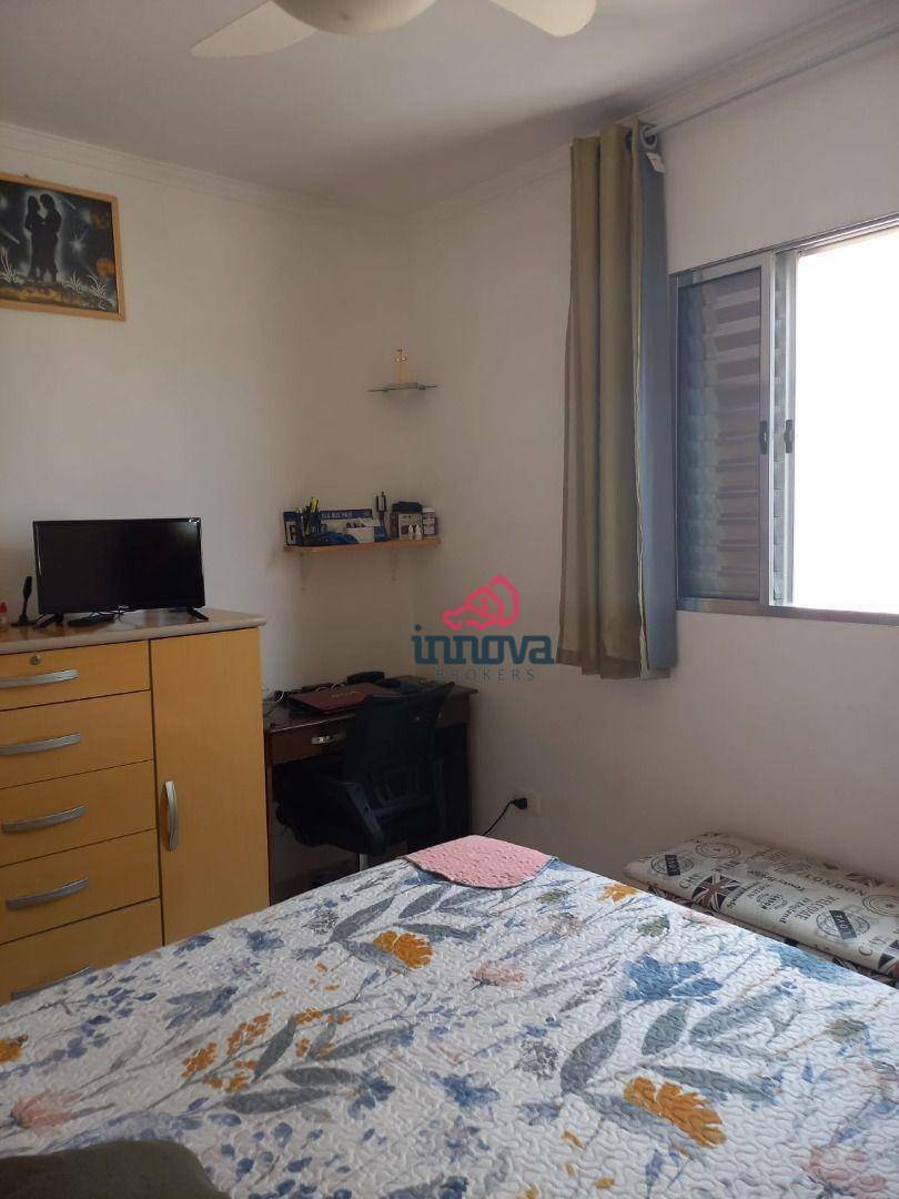 Apartamento à venda com 2 quartos, 62m² - Foto 13