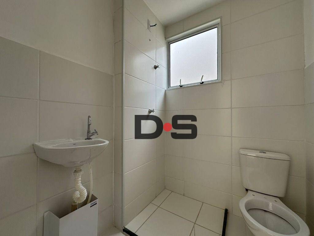 Casa à venda com 2 quartos, 43m² - Foto 7