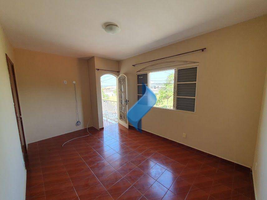 Casa à venda com 3 quartos, 139m² - Foto 12