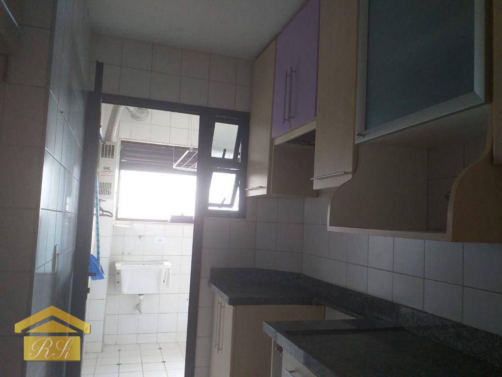 Apartamento para alugar com 3 quartos, 69m² - Foto 8