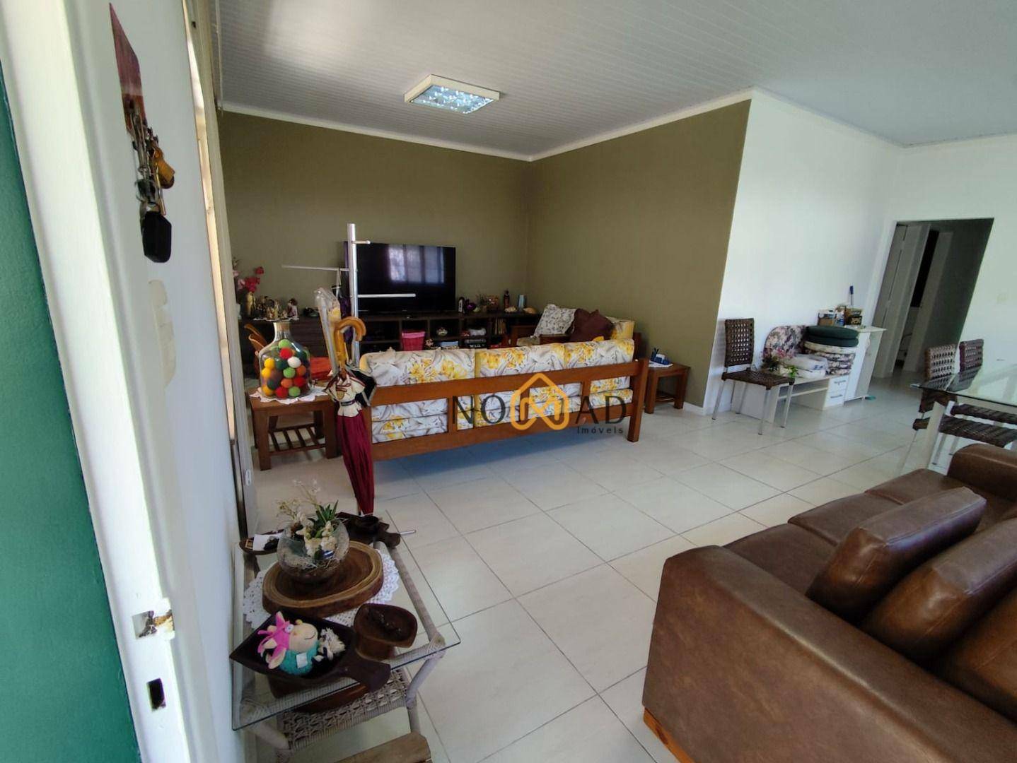 Casa de Condomínio à venda com 5 quartos, 240m² - Foto 20