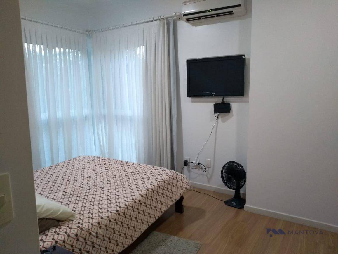 Casa à venda com 3 quartos, 300m² - Foto 4