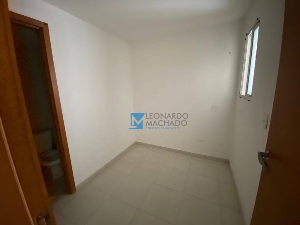 Apartamento à venda com 4 quartos, 234m² - Foto 18