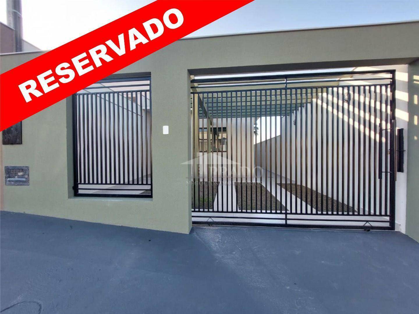 Casa à venda com 3 quartos, 72m² - Foto 1