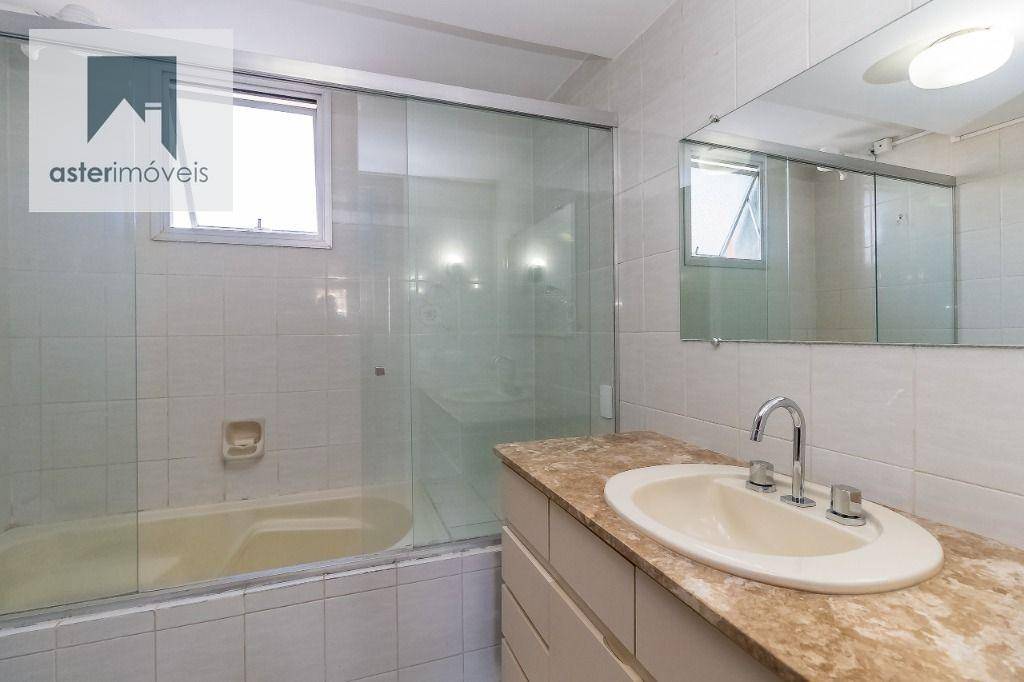 Apartamento à venda com 3 quartos, 134m² - Foto 6