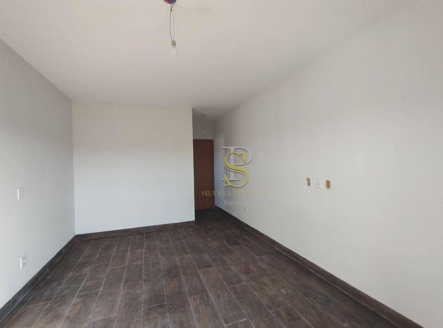 Casa à venda com 3 quartos, 128m² - Foto 14