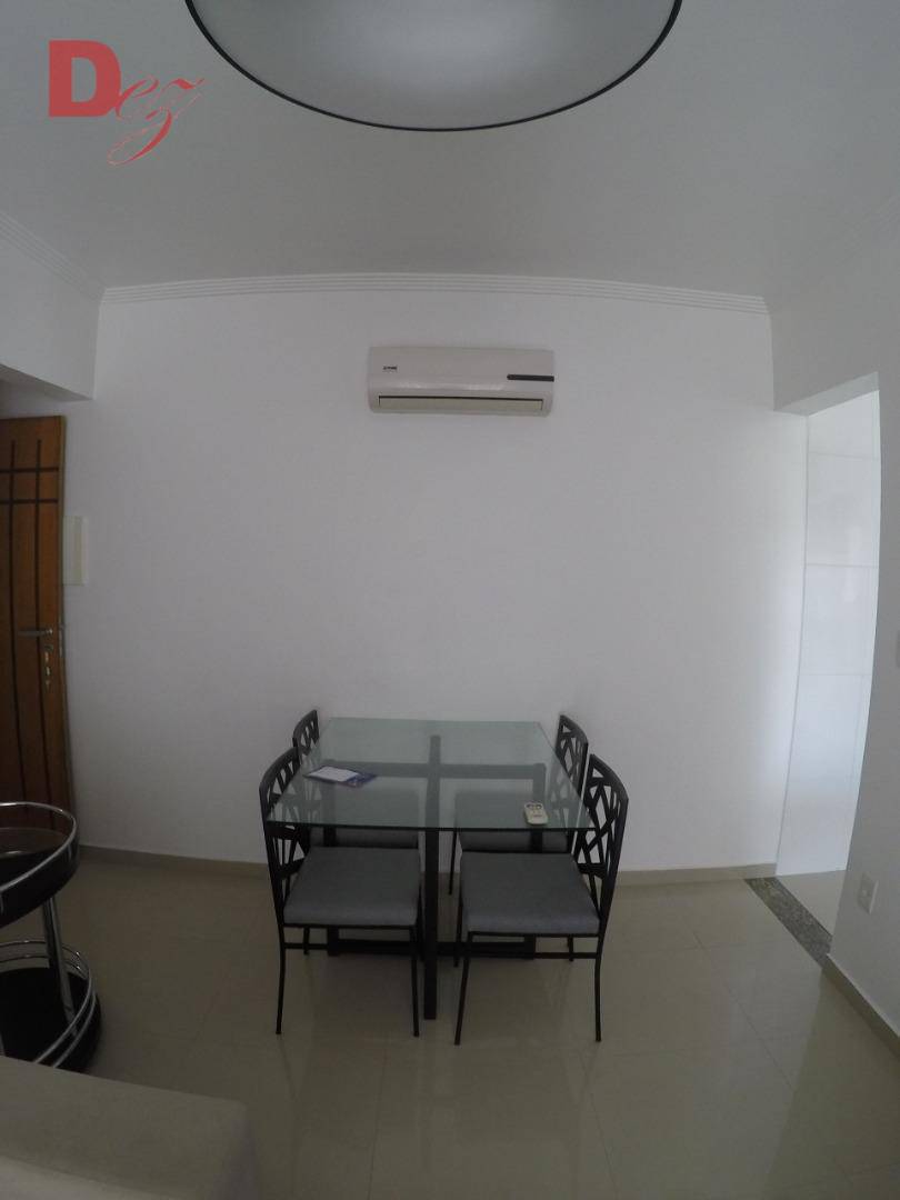 Apartamento à venda com 2 quartos, 76m² - Foto 12