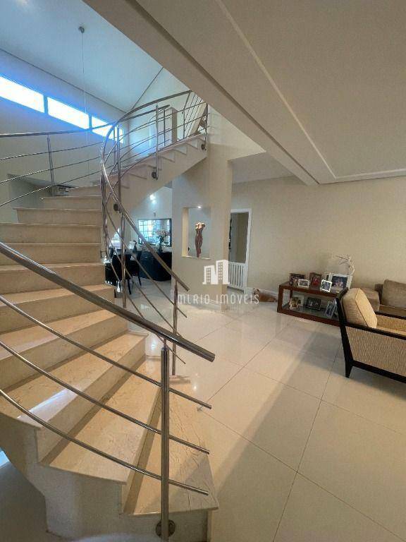 Casa de Condomínio à venda com 5 quartos, 612m² - Foto 38